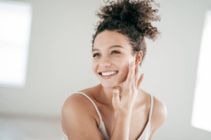 Debunking the Top 3 Retinol Myths: A Comprehensive Guide for All Ages